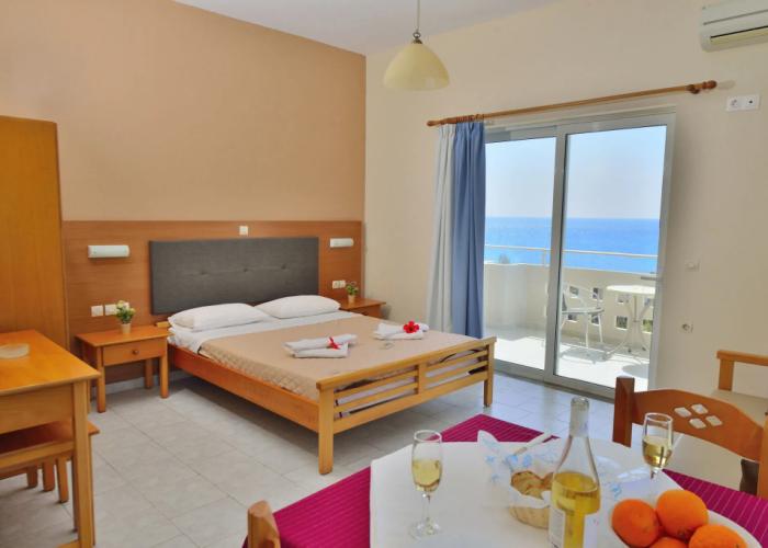 Falasarna beach Studios  & Apartments