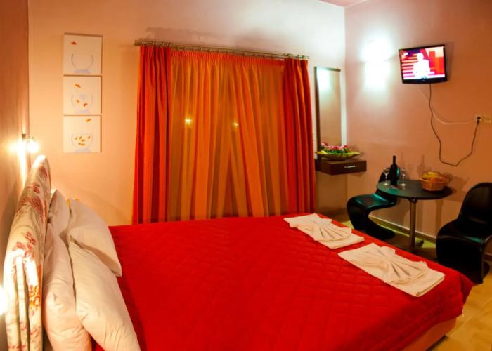 Petritos Rooms and Studios