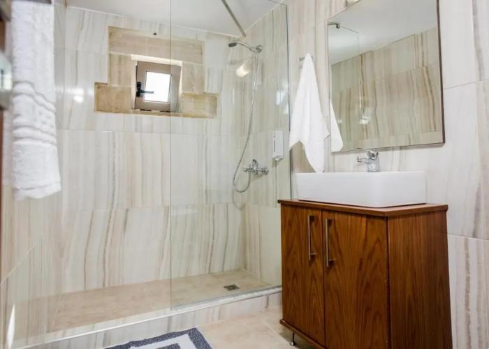 Agarathos Deluxe Homes Kaliviani