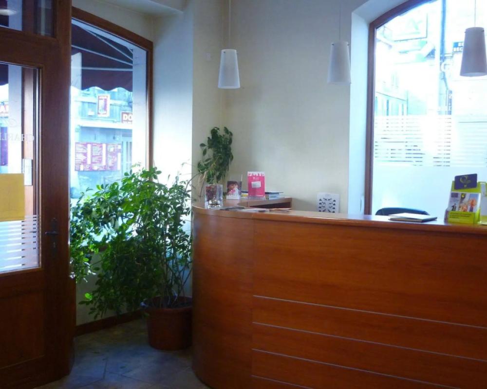 Appart Hôtel Charles Sander