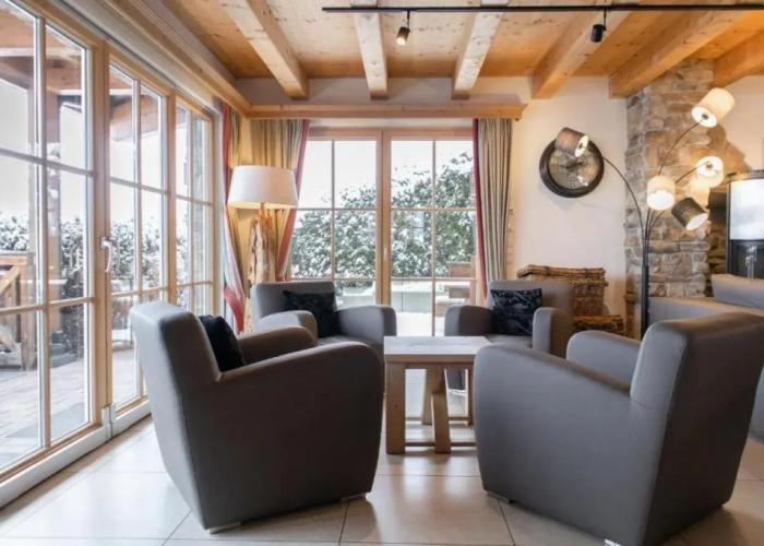 Avenida Panorama Chalets by Alpin Rentals