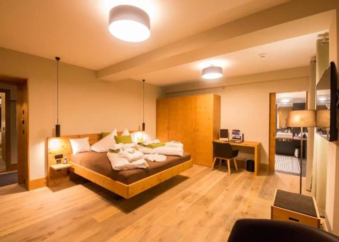 The Alpina Mountain Resort