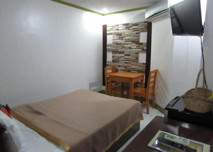 Oyster Plaza Hotel