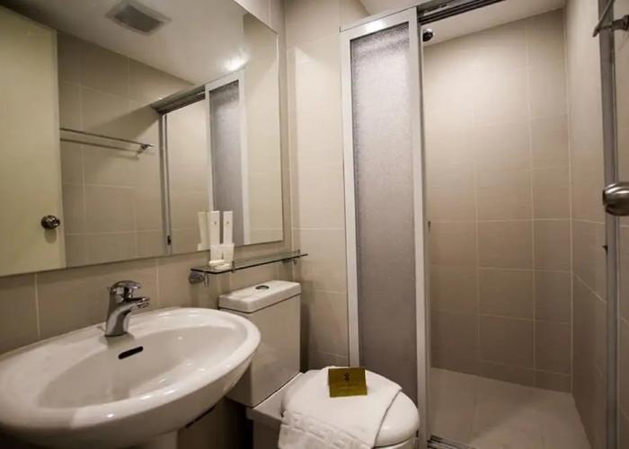 Azure Urban Resort Residences