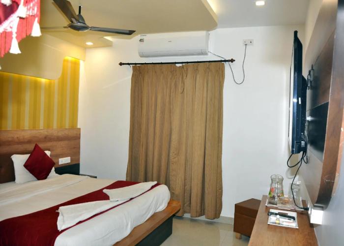 Hotel SDM Golden Tower