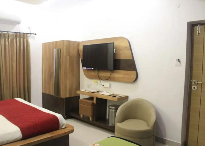 Hotel SDM Golden Tower