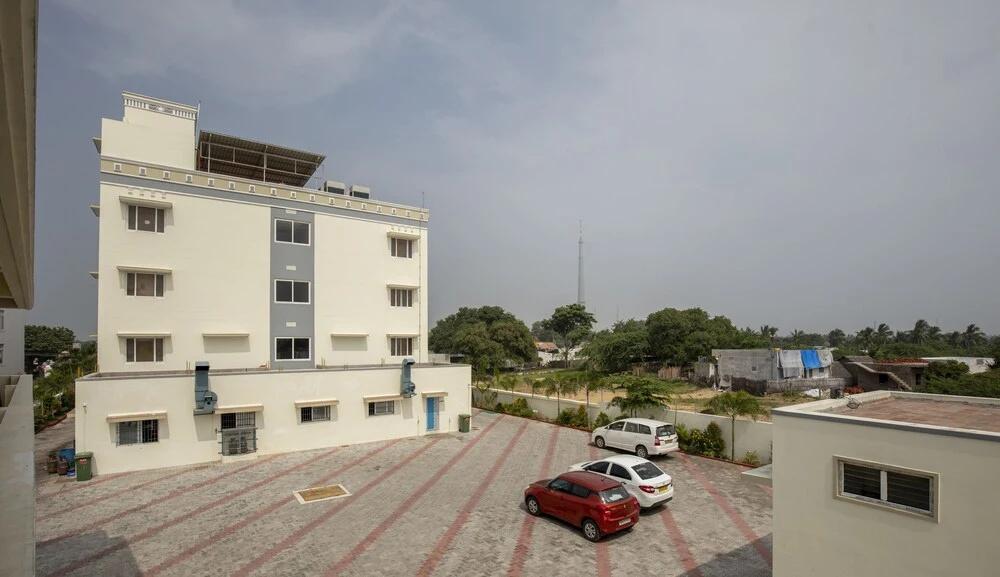 фото Hotel Arjunaa