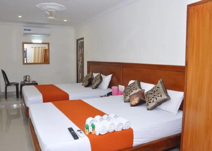 Hotel NNP Grand
