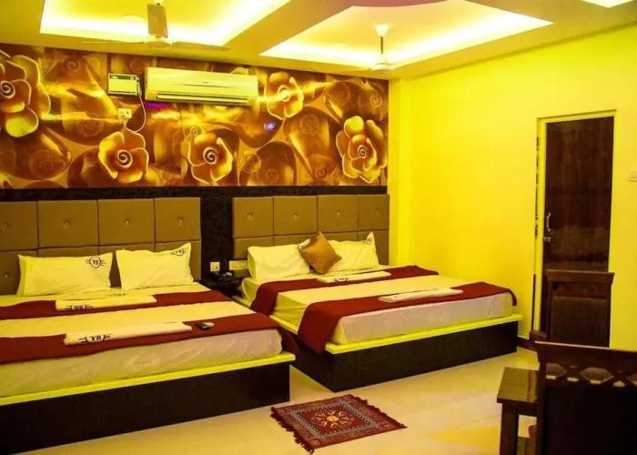 Hotel Vel Residency