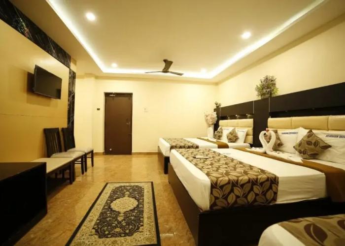 Hotel Ragavendra