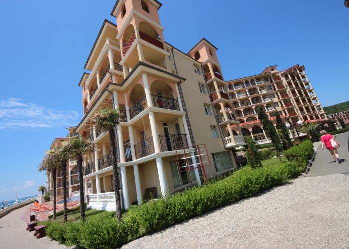 Menada Atrium Apartments
