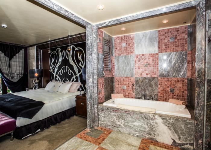 Royal Castle Design & SPA Hotel