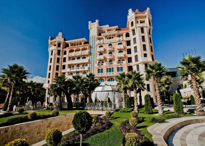 Royal Castle Design & SPA Hotel