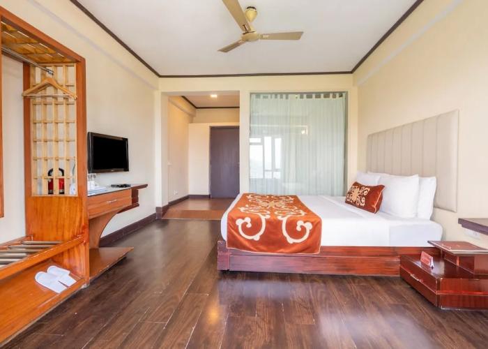 Summit Lillium Hotel & Spa