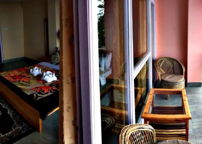 Shikher Guest House