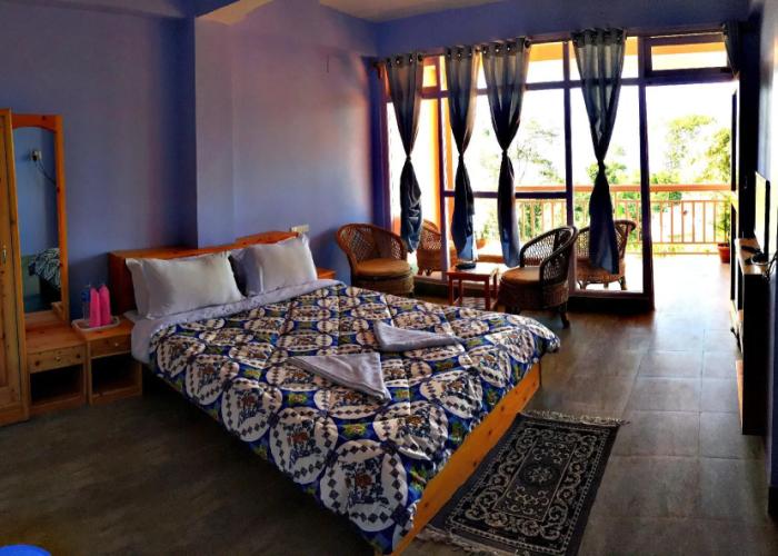 Shikher Guest House