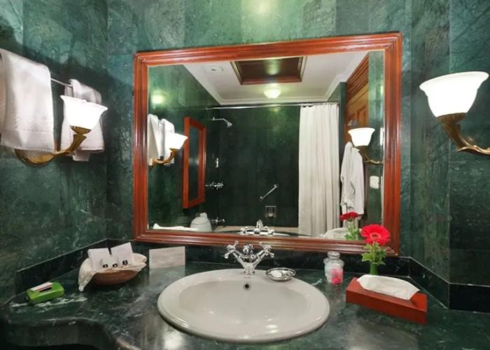 The Elgin Silver Oaks, Kalimpong