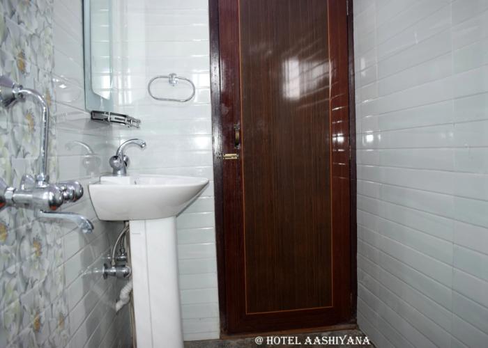Ashiyana Hotel