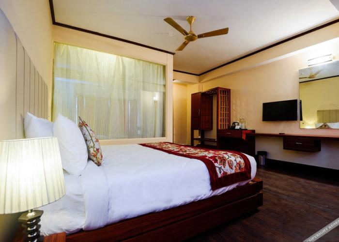 Summit Lillium Hotel & Spa