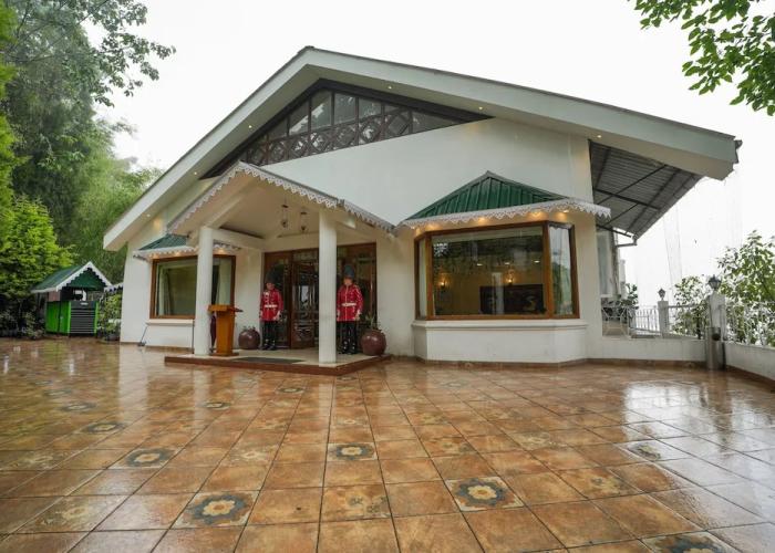 Summit Lillium Hotel & Spa
