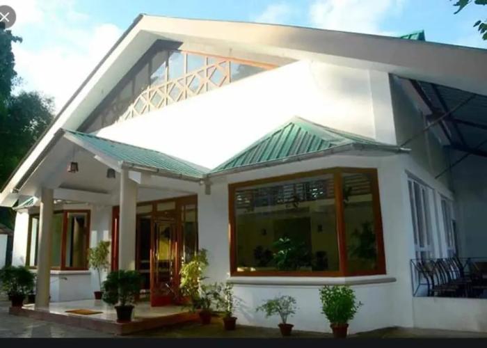 Summit Lillium Hotel & Spa