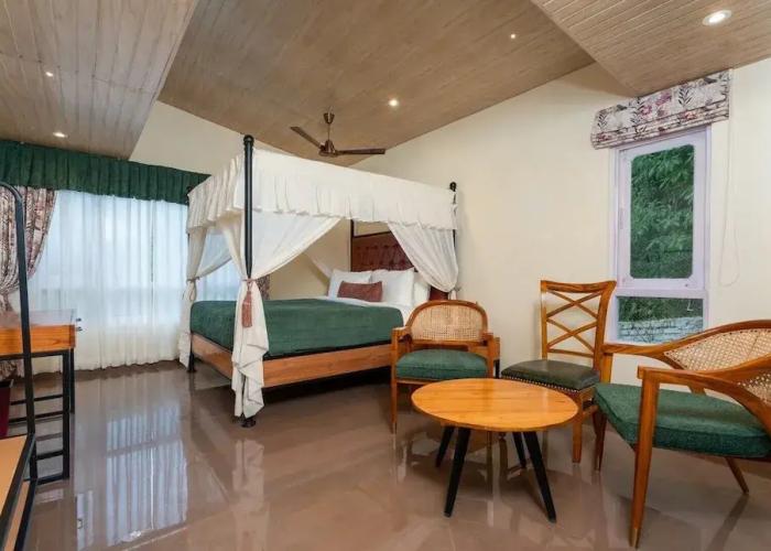 Summit Bougainvillea Tea Resort