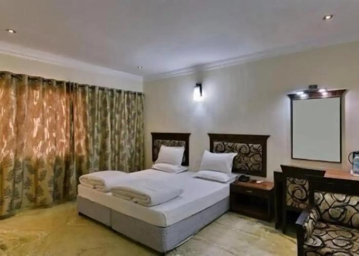 Hotel Taj Darbar