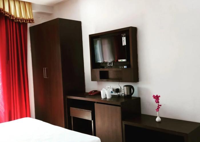 Bodhgaya Seven Inn Hotel n Restaurant