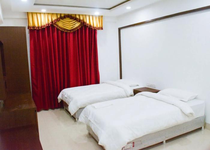 Bodhgaya Seven Inn Hotel n Restaurant