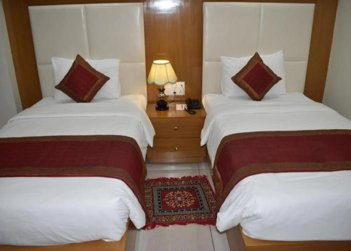 Hotel Anand International