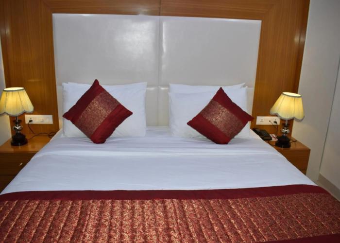 Hotel Anand International