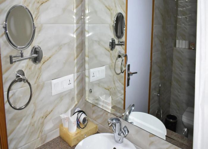 Hotel Anand International