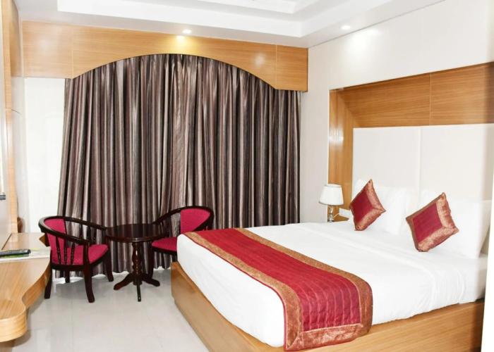 Hotel Anand International