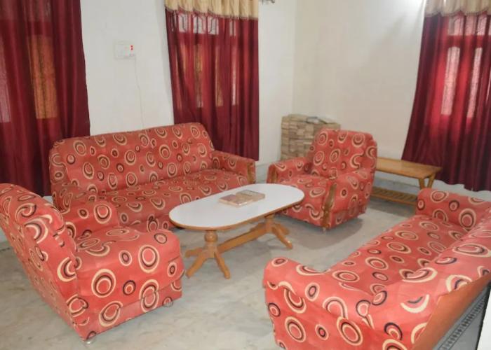 Middle Way Home Stay