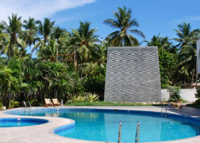 Paradise Isle Beach Resort