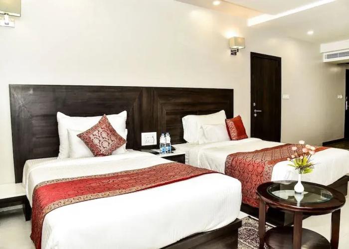 Hotel Platinum Shravasti