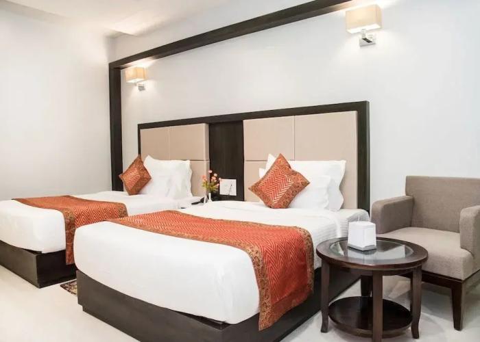 Hotel Platinum Shravasti