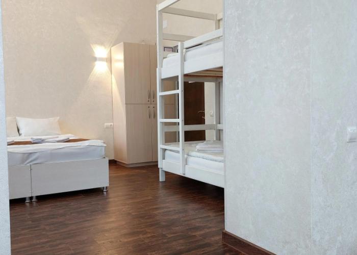 Belyij Topol Hostel