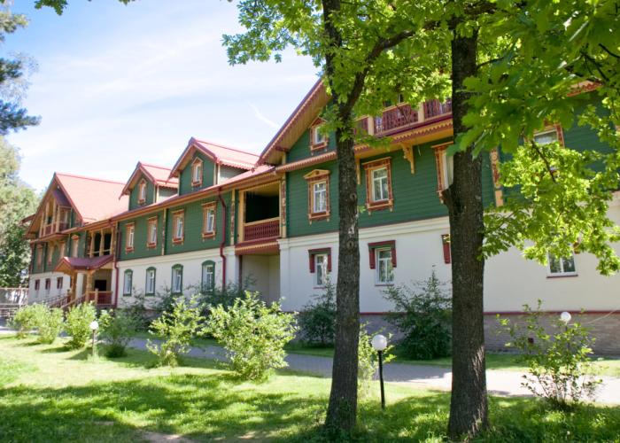 Russian Village Hotel