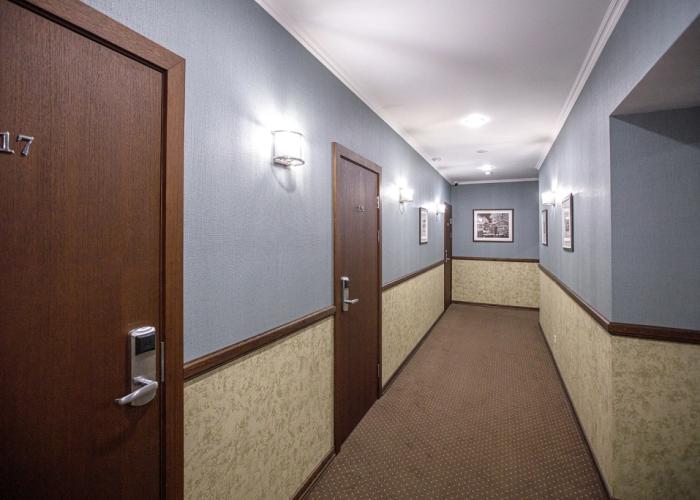 U Zolotyih Vorot Hotel