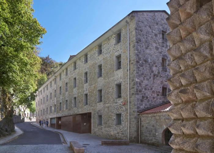 Iraipe Santuario De Arantzazu Hotel