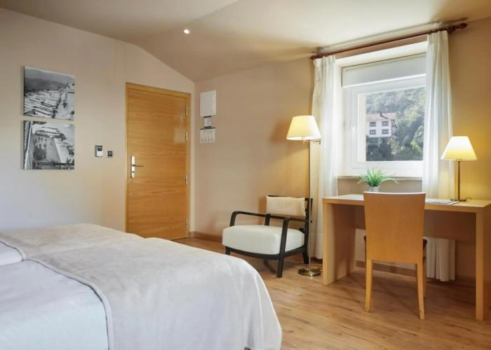 Iraipe Santuario De Arantzazu Hotel