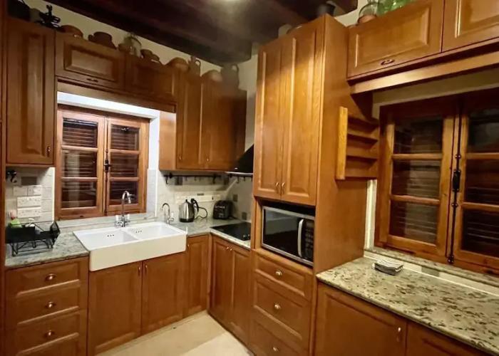 Juliet Suite Studio in Dhoros