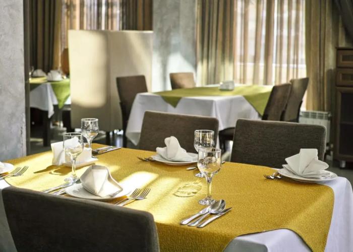 Atrium Hotel