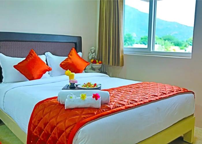 Athena Hotel