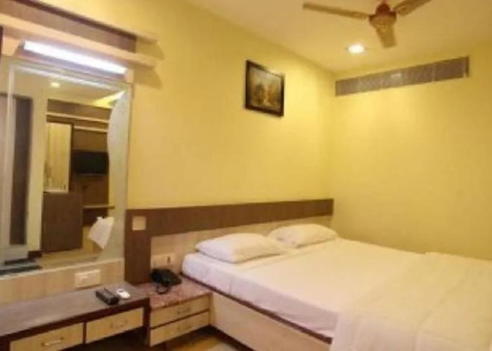 Shiva Residency