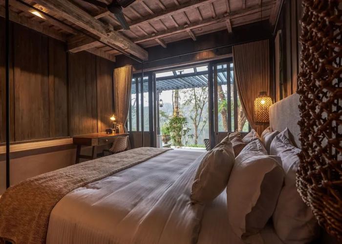 Periyar River lodge