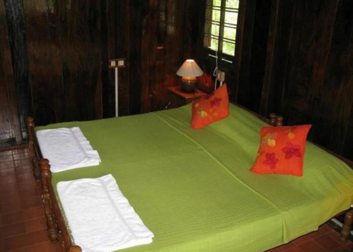 Periyar River lodge