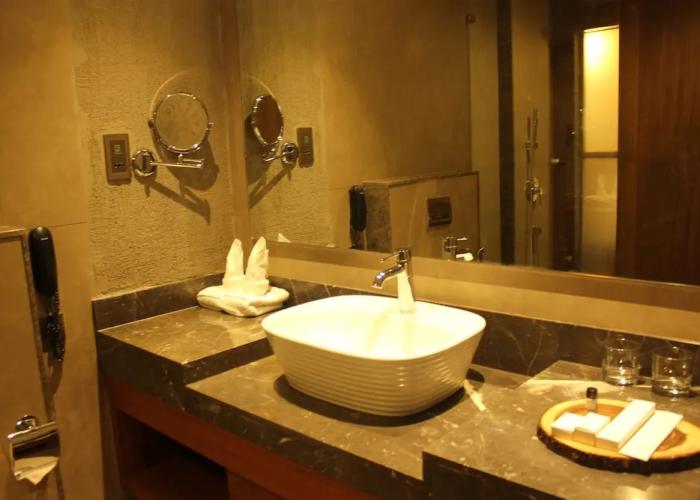 Niraamaya Retreats Samroha Athirappilly