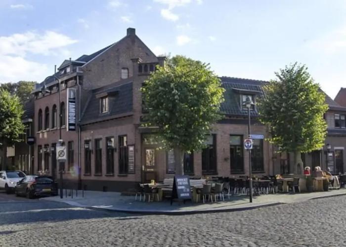 Hotel Jambon